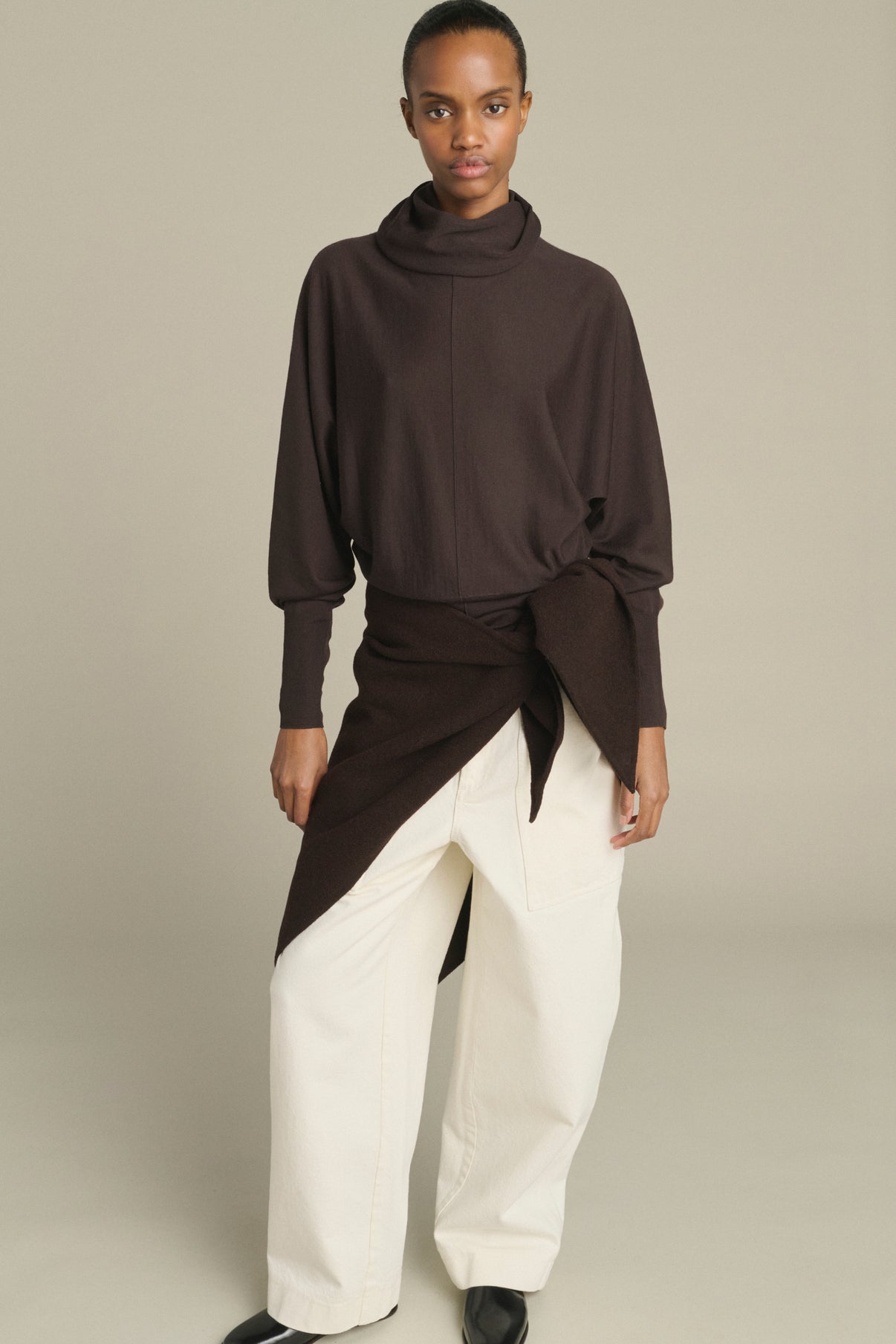 Cape Jamelia – Dunkelbraun – Wolle – Damen vue 3
