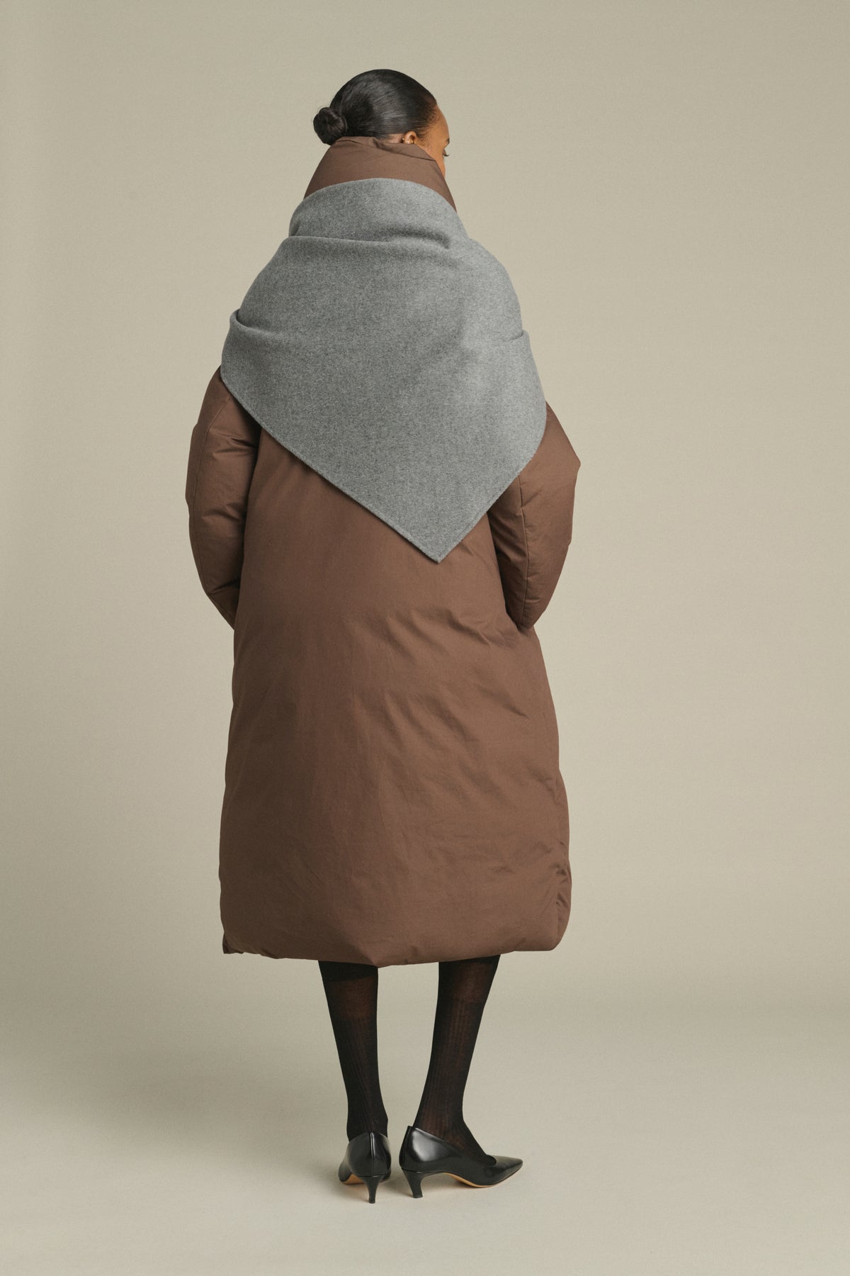 Cape Jamelia – Hellgrau – Wolle – Damen