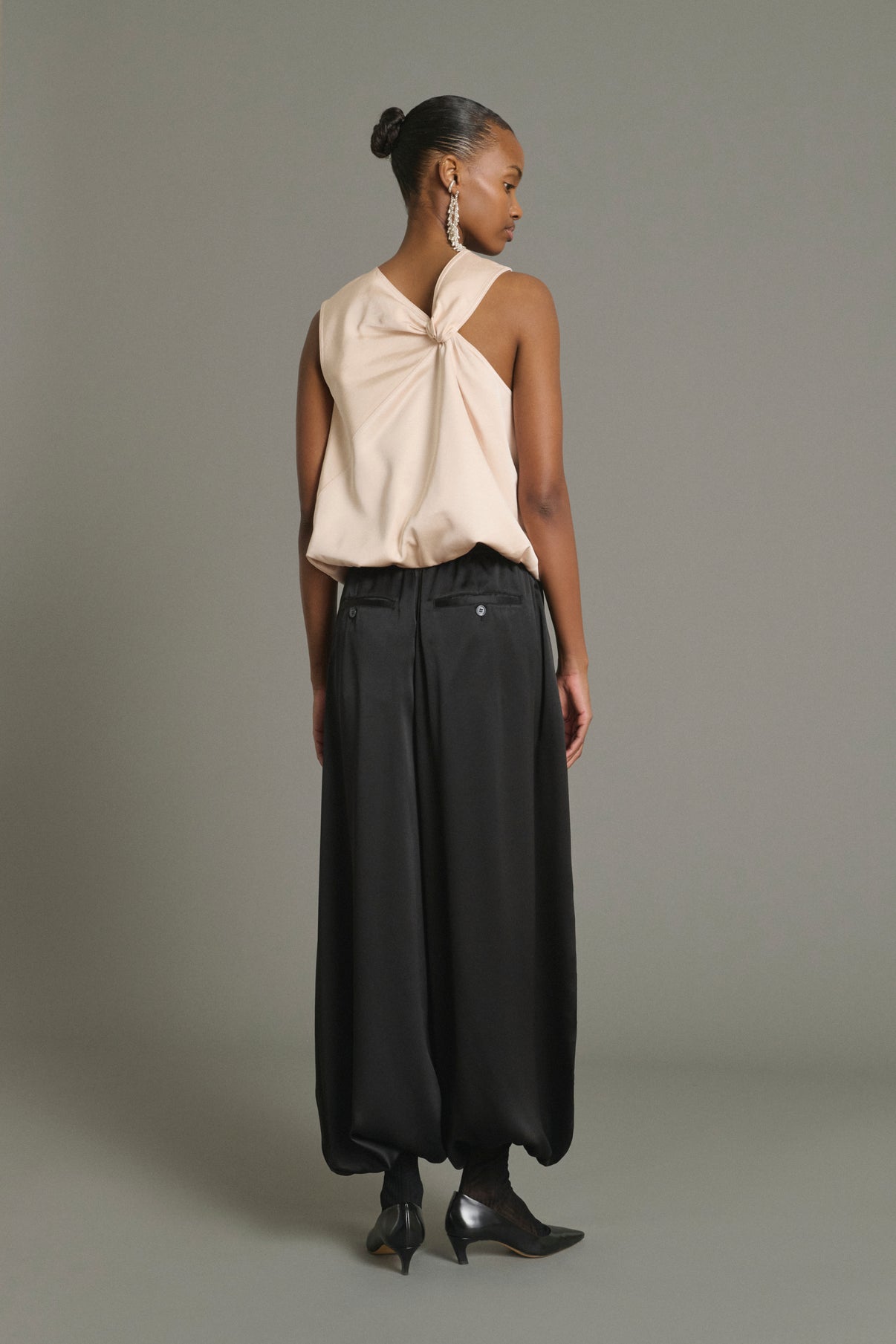 Leopold trousers - Black - Silk - Women vue 2