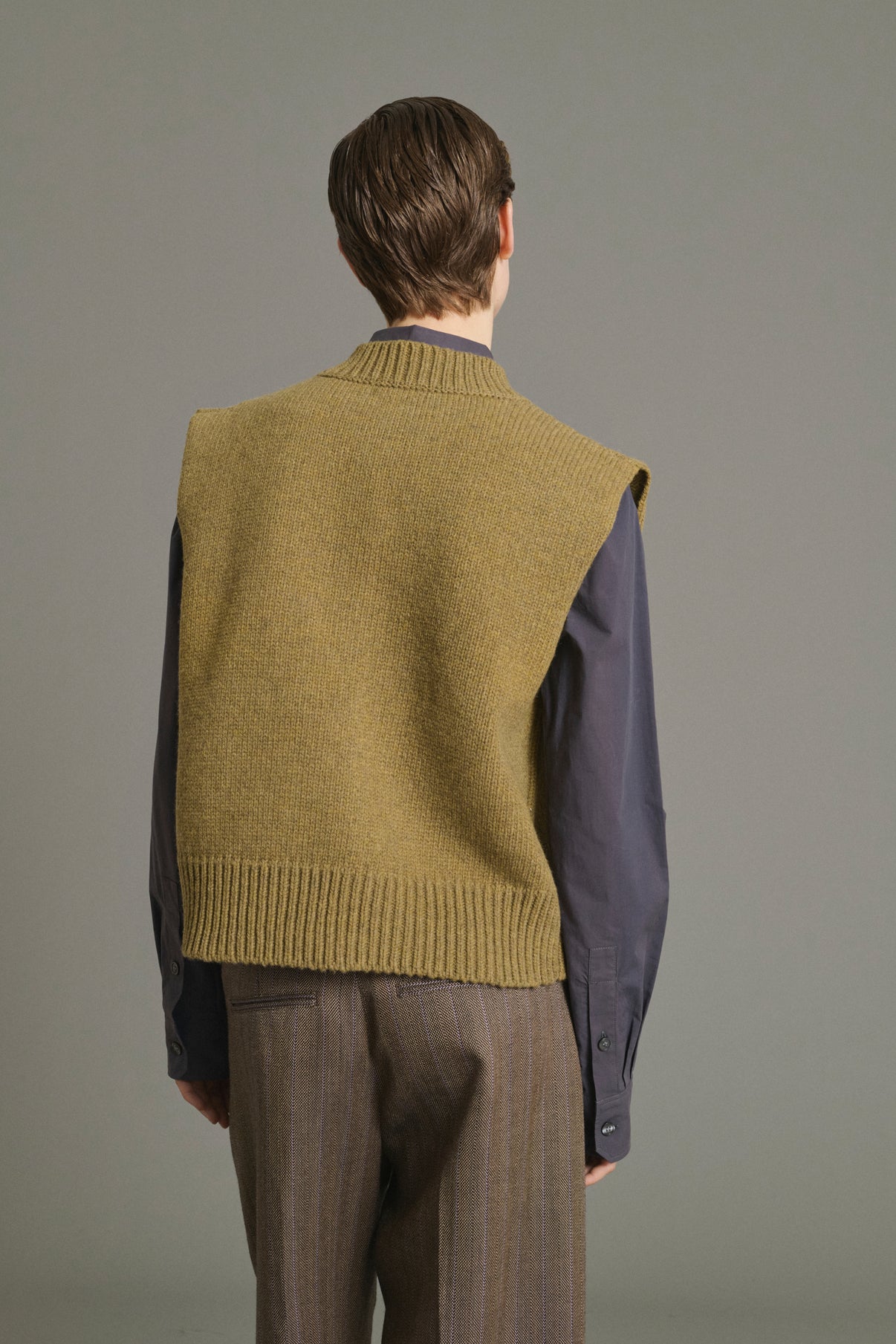 Cardigan Kalyanee – Lindgrün – Wolle – Damen vue 4