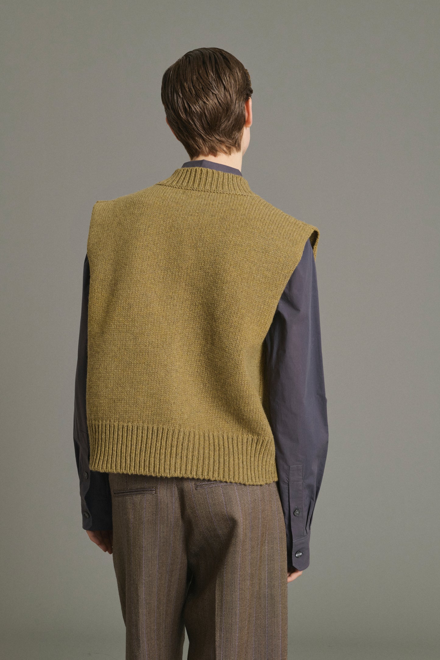 Cardigan Kalyanee – Lindgrün – Wolle – Damen